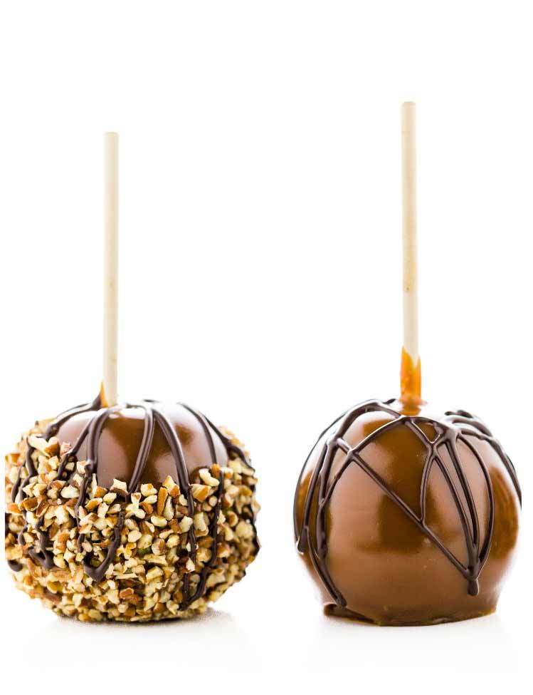 image of chocolate apples which recipe is explained in the post.