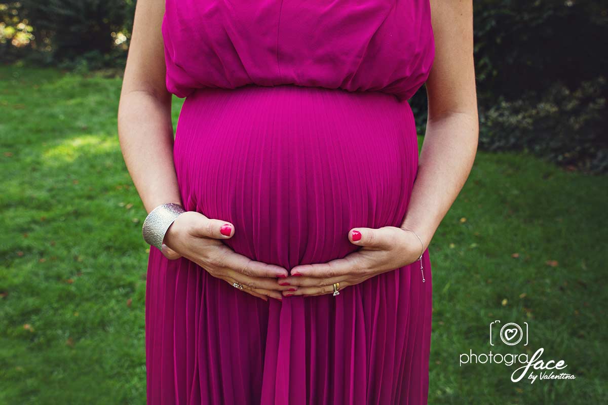 close up of a pregnant belly