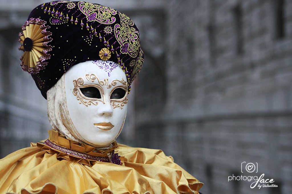 mask carnival in venice